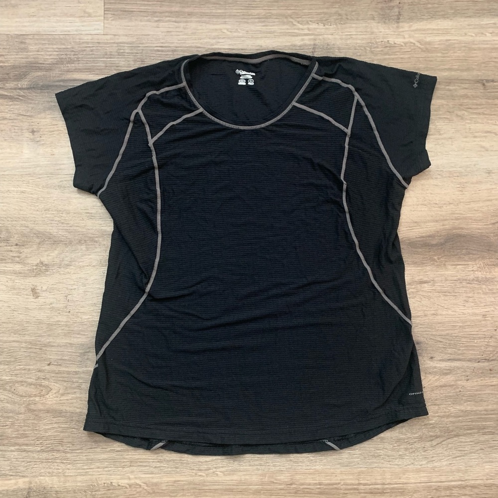 Columbia Tshirt